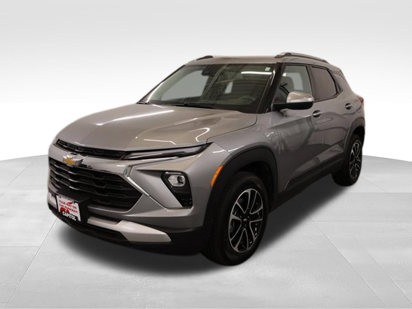 Used 2025 Chevrolet TrailBlazer LT AWD/4WD image 5