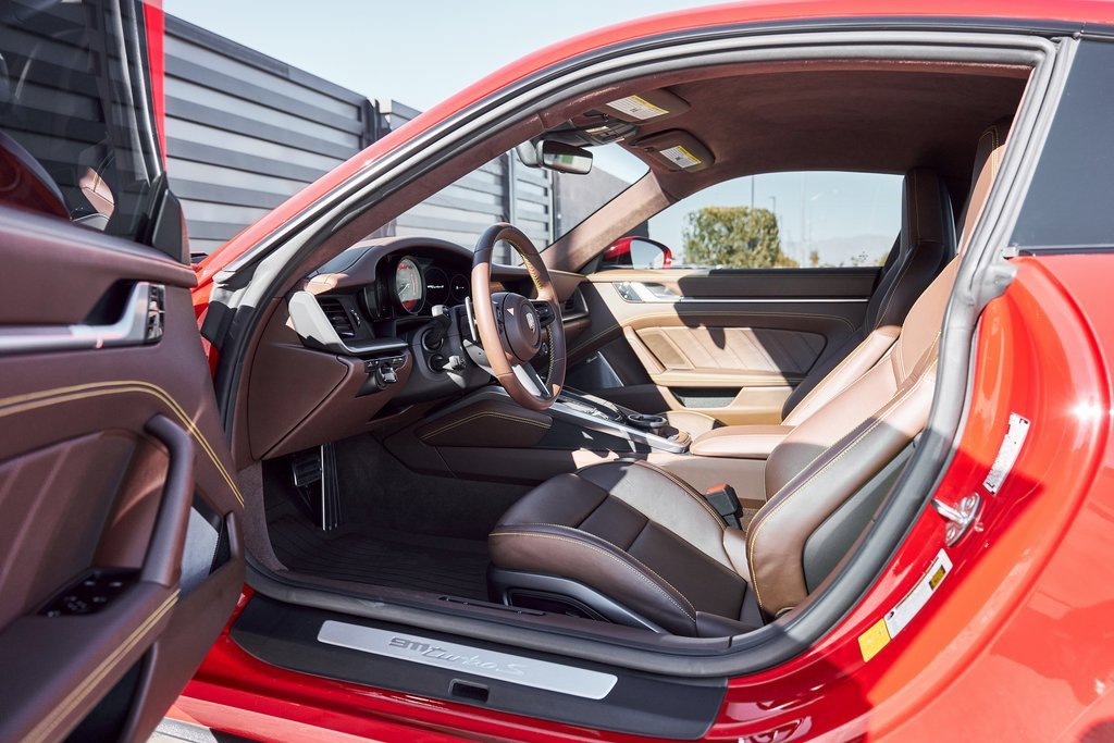 Used 2021 Porsche 911 Turbo S image 27