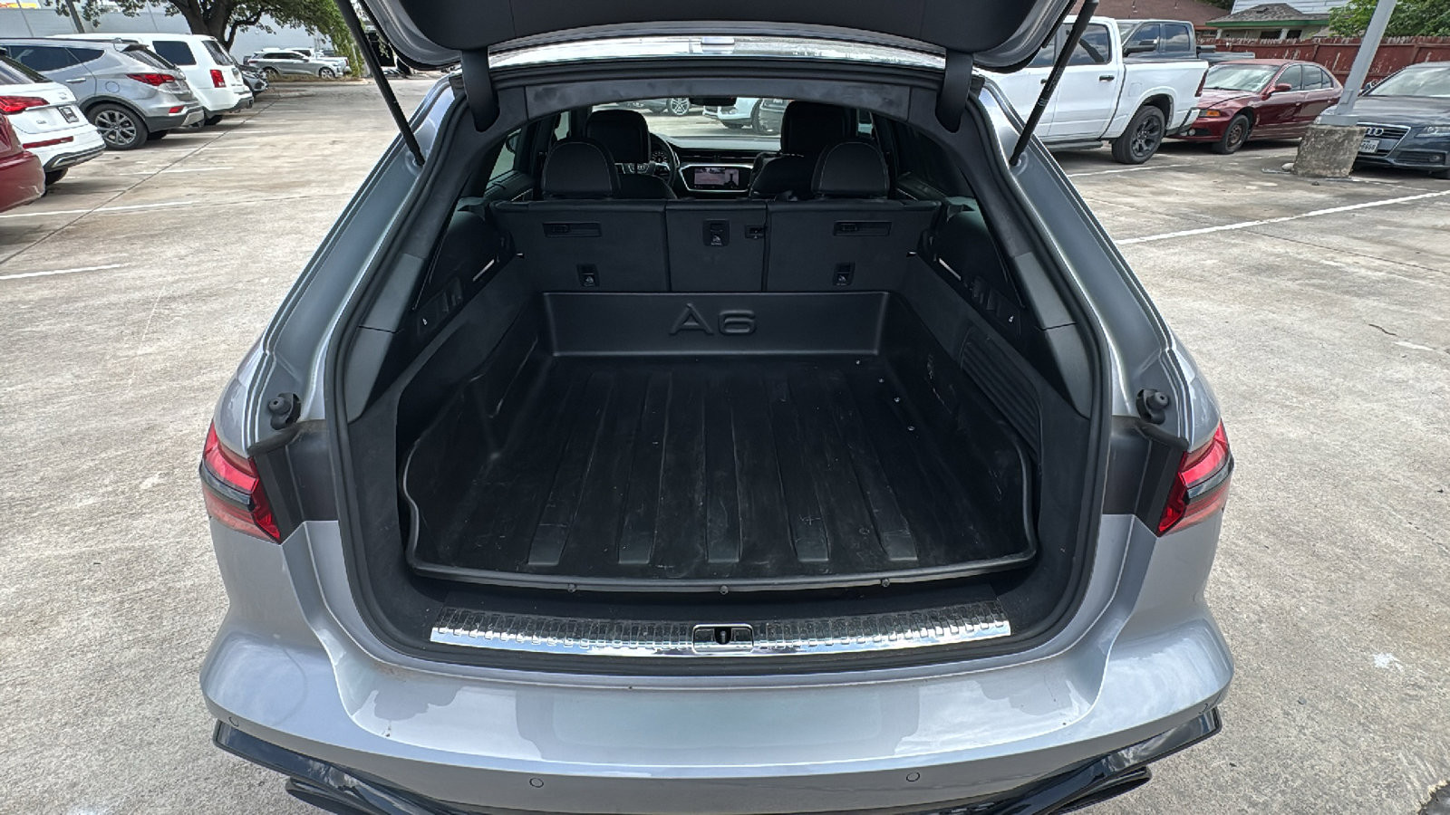 Used 2024 Audi RS 6 performance AWD/4WD image 25