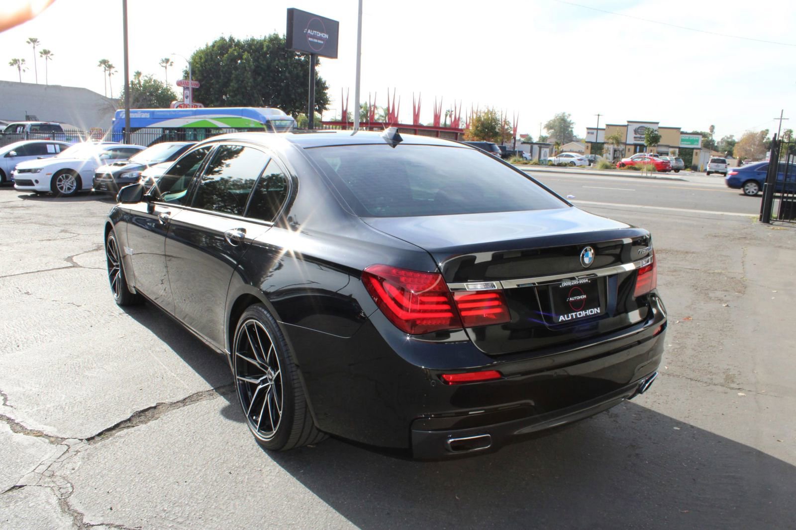 Used 2015 BMW 750Li image 12