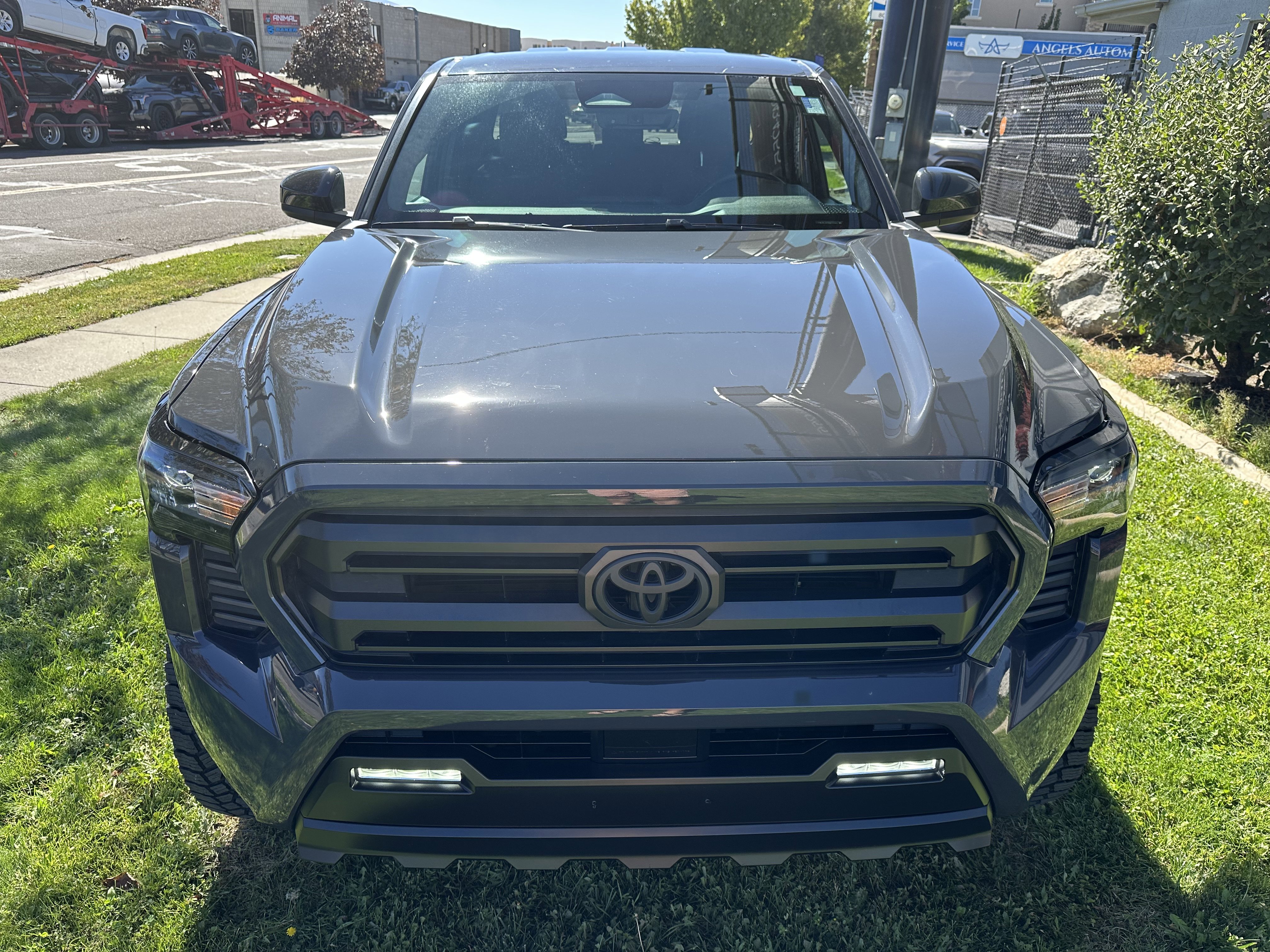 Used 2024 Toyota Tacoma SR5 image 12