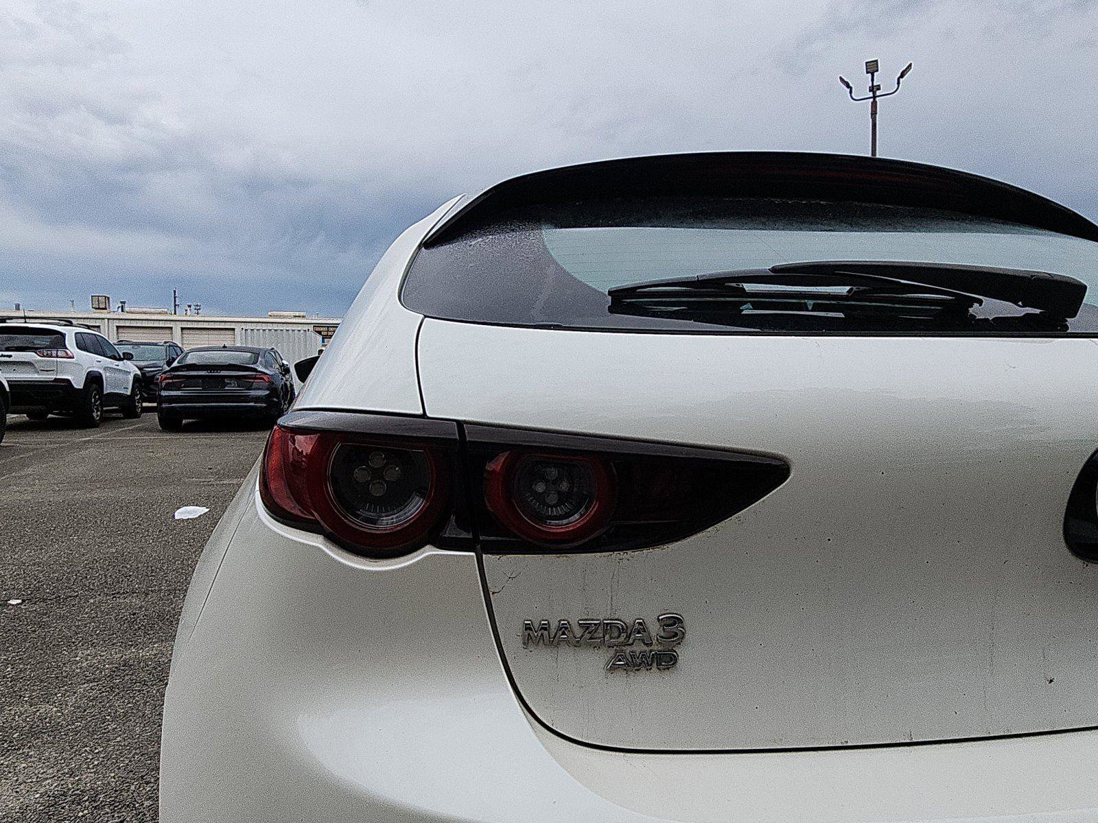 Used 2019 MAZDA MAZDA3 AWD Hatchback w/ Preferred Pkg image 10