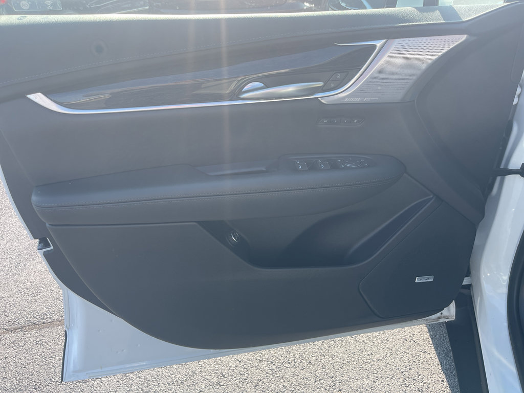 Used 2023 Cadillac XT5 Premium Luxury w/ Technology Package image 19