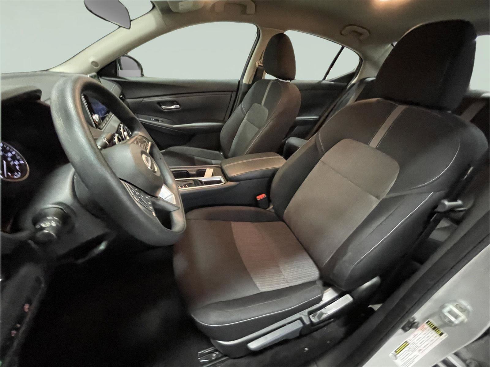 Used 2023 Nissan Sentra SV image 13