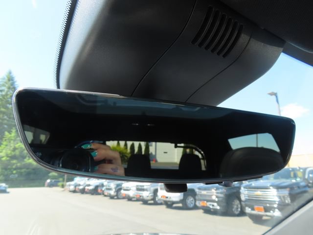 Used 2025 Chevrolet Silverado EV RST AWD/4WD image 34