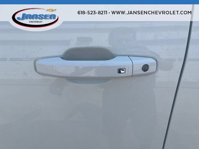 Used 2025 Chevrolet Silverado 2500 LT AWD/4WD image 9