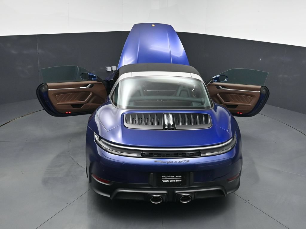 Certified 2025 Porsche 911 Targa 4 GTS AWD/4WD image 32