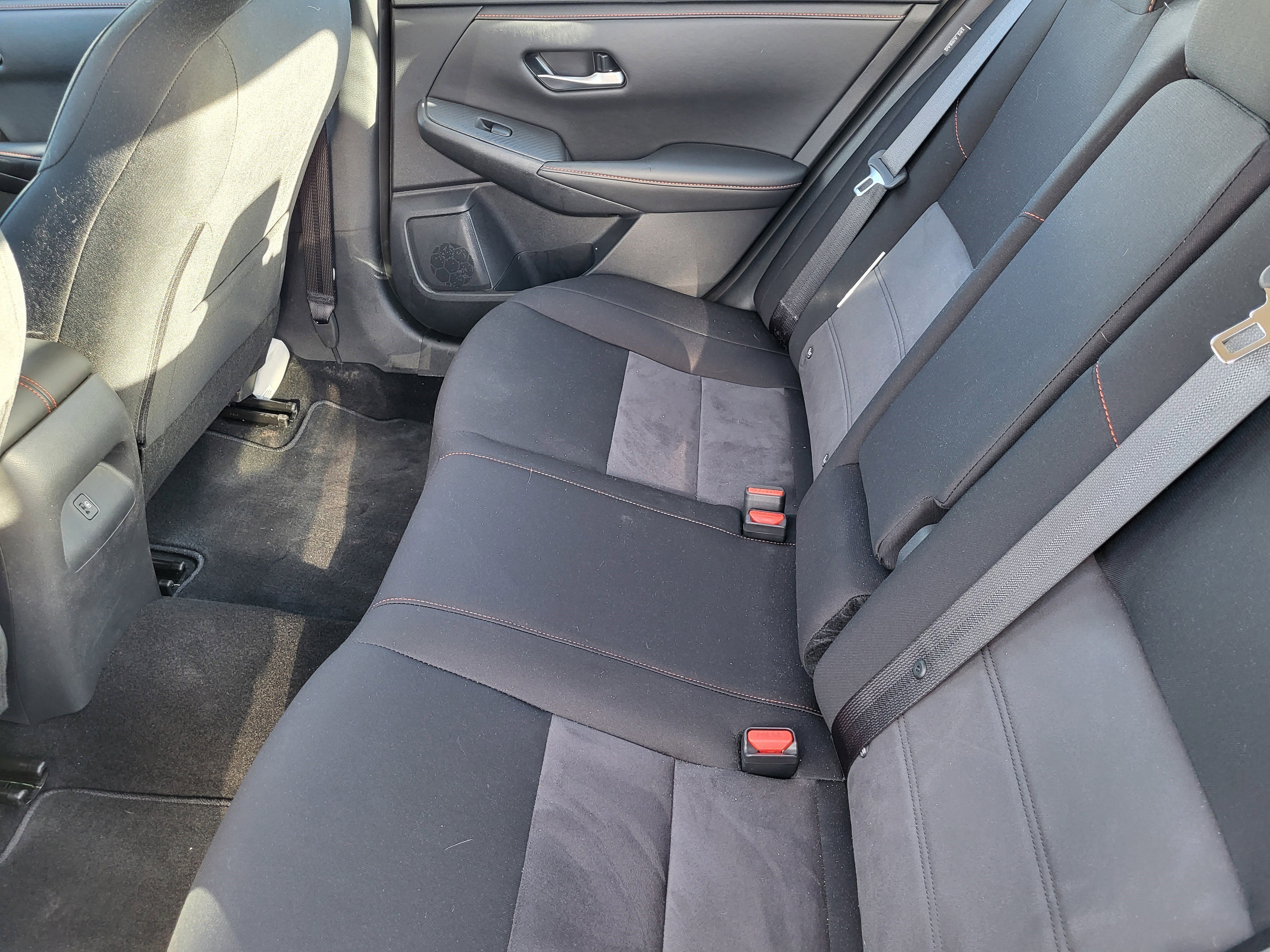 New 2025 Nissan Sentra SR w/ Midnight Edition image 11