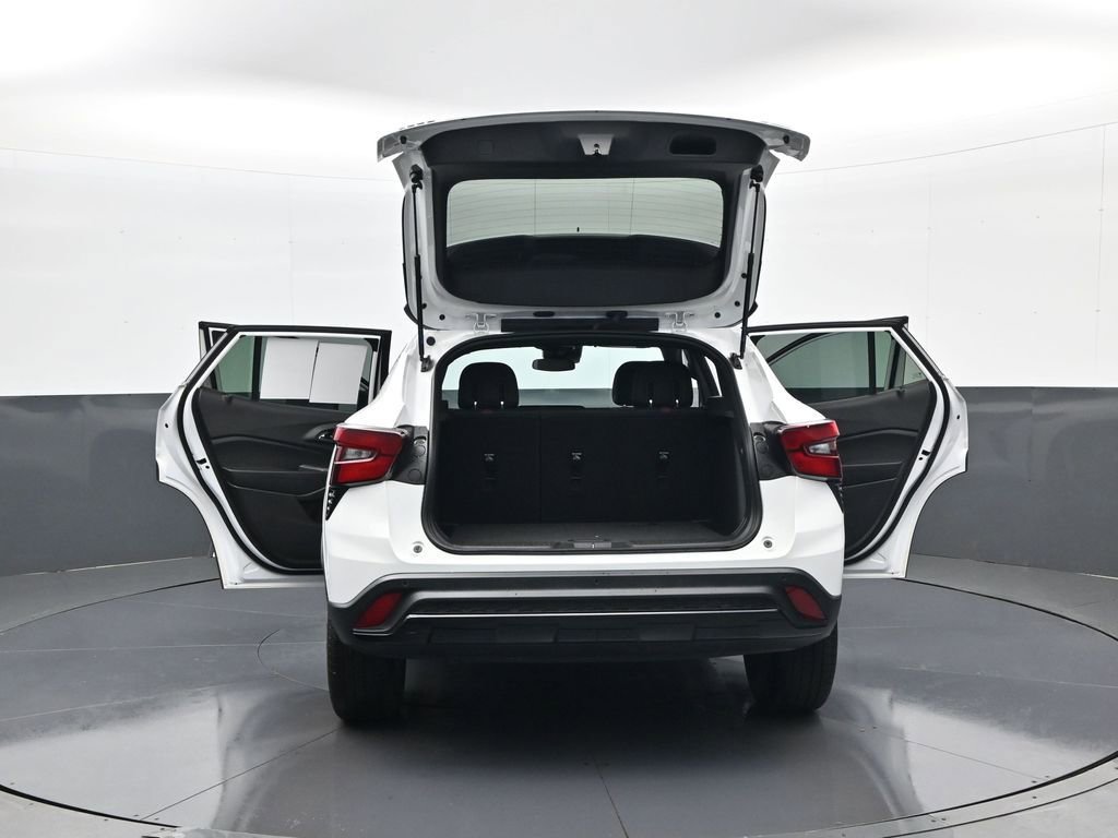 Used 2024 Chevrolet Trax RS w/ Driver Confidence Package image 32