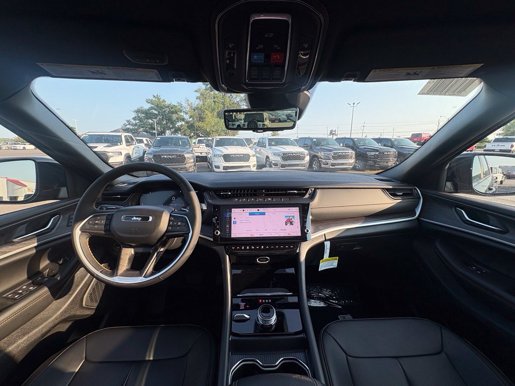 New 2026 Jeep Grand Cherokee Limited AWD/4WD image 25