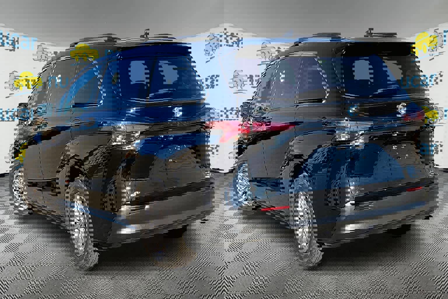 Certified 2022 Toyota Sienna LE image 4