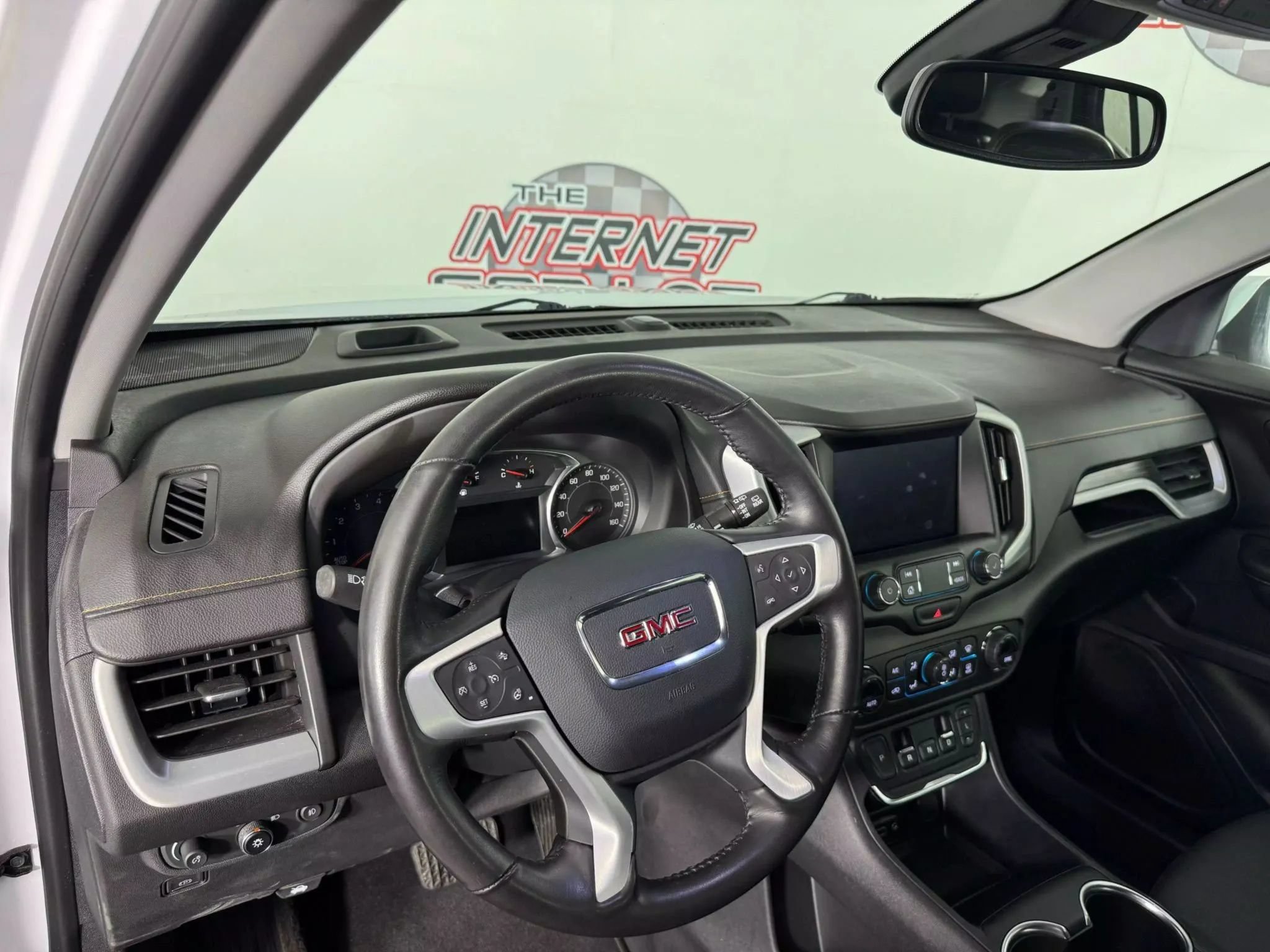 Used 2020 GMC Terrain SLT w/ Preferred Package AWD/4WD image 10