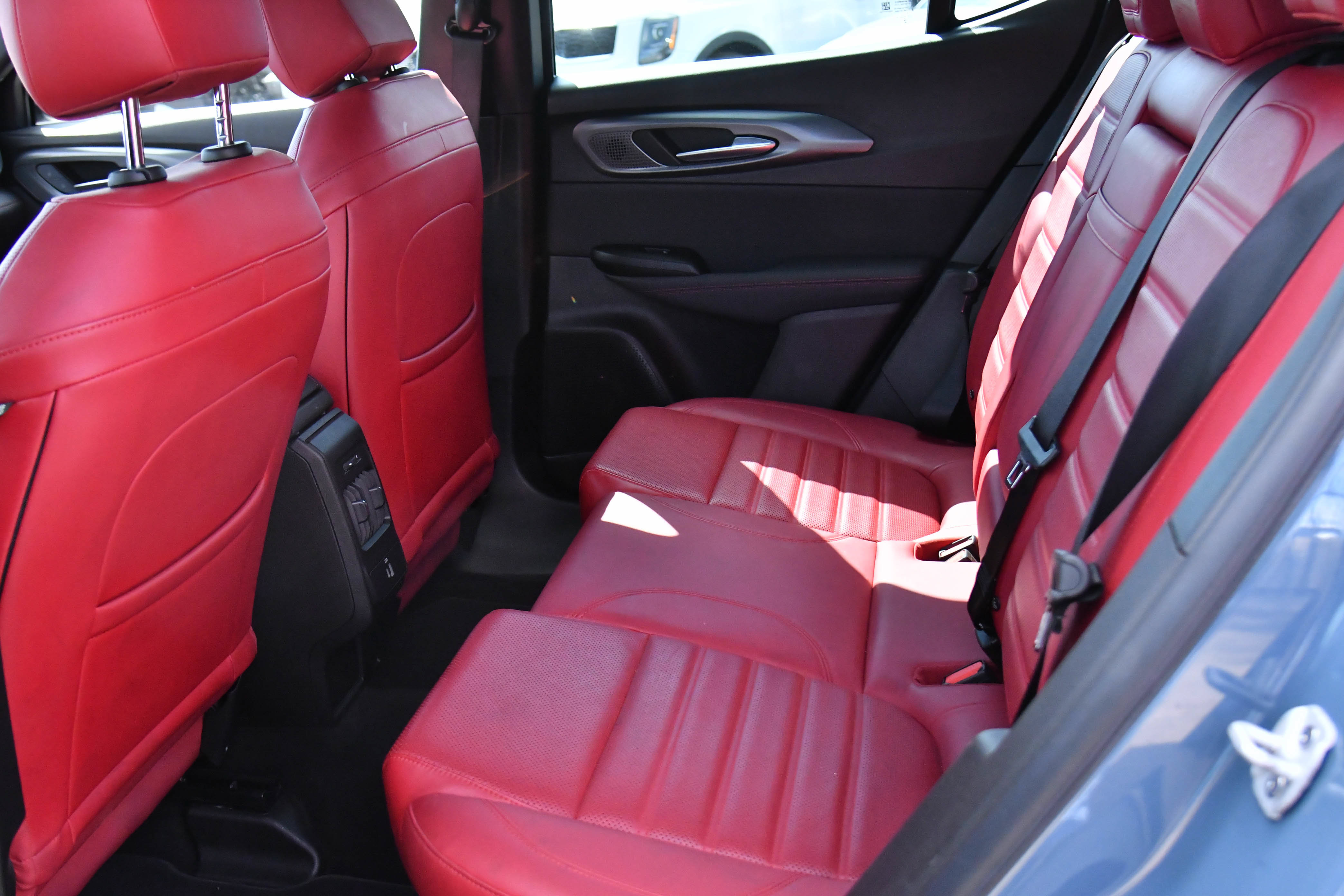Used 2024 Dodge Hornet R/T Plus AWD/4WD image 41