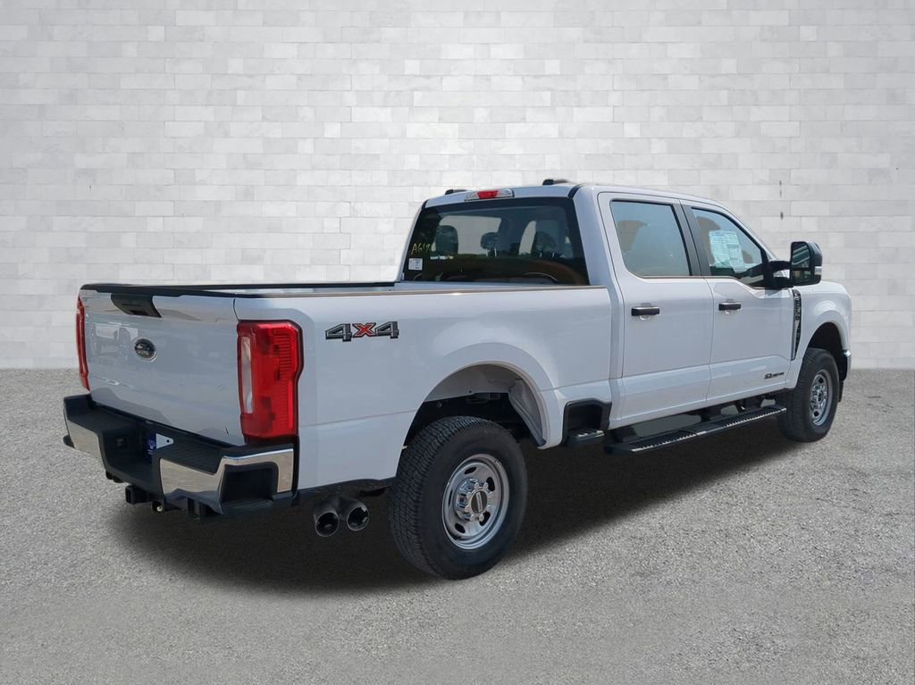 Used 2025 Ford F250 XL image 4