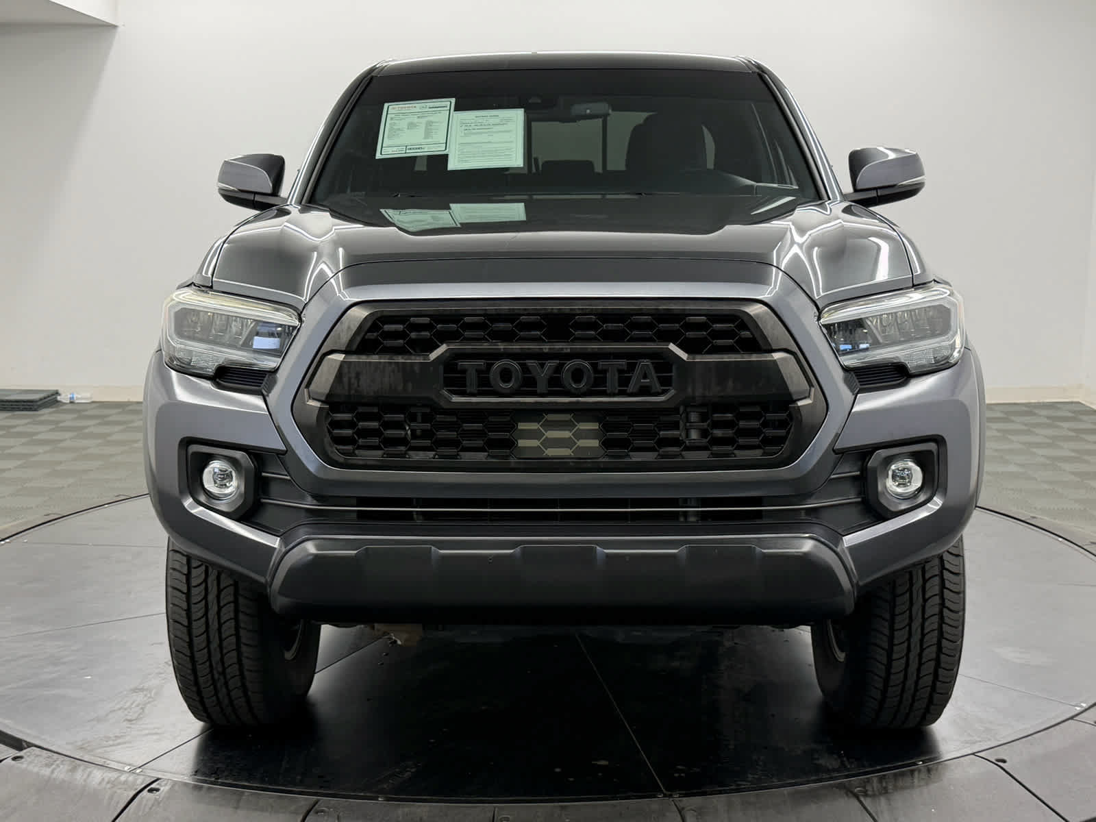 Used 2022 Toyota Tacoma TRD Off-Road w/ Technology Package RWD image 5