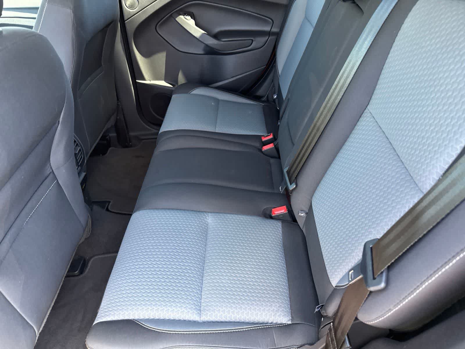 Used 2017 Ford Escape SE w/ Equipment Group 201A FWD image 28