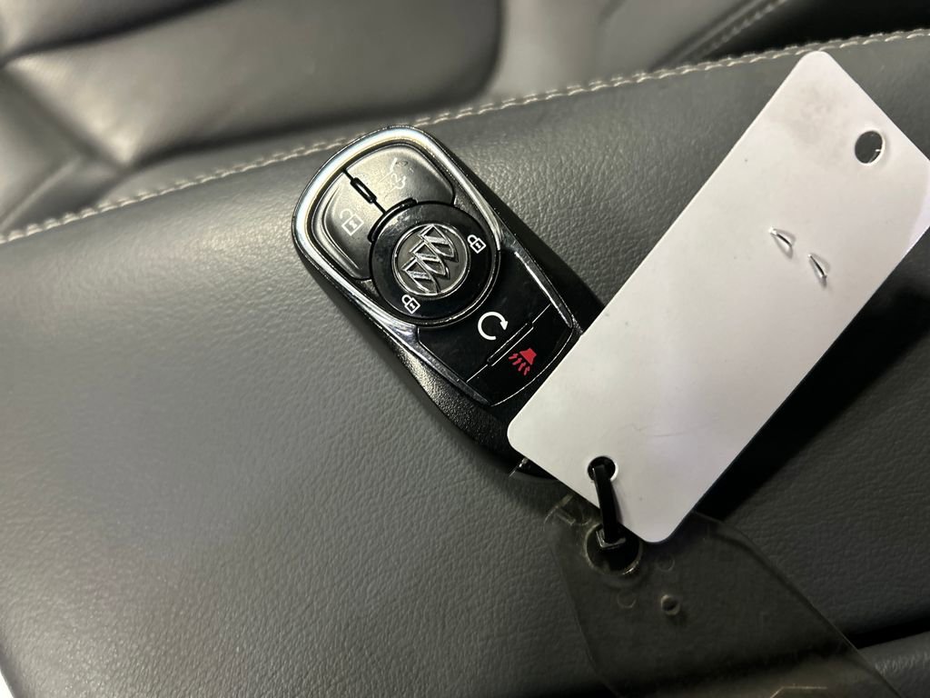 Used 2019 Buick Envision Essence image 22