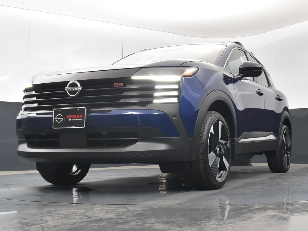 New 2026 Nissan Kicks SR w/ Cold Weather Package AWD/4WD image 38