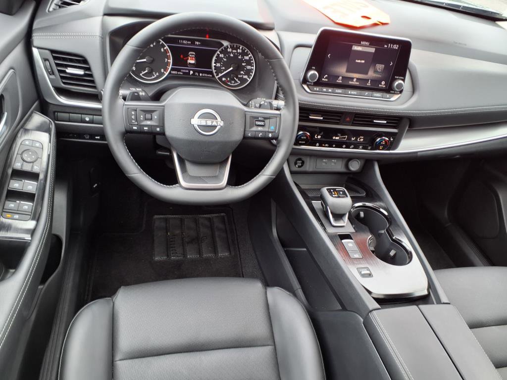 Certified 2025 Nissan Rogue SV w/ SV Premium Package image 6