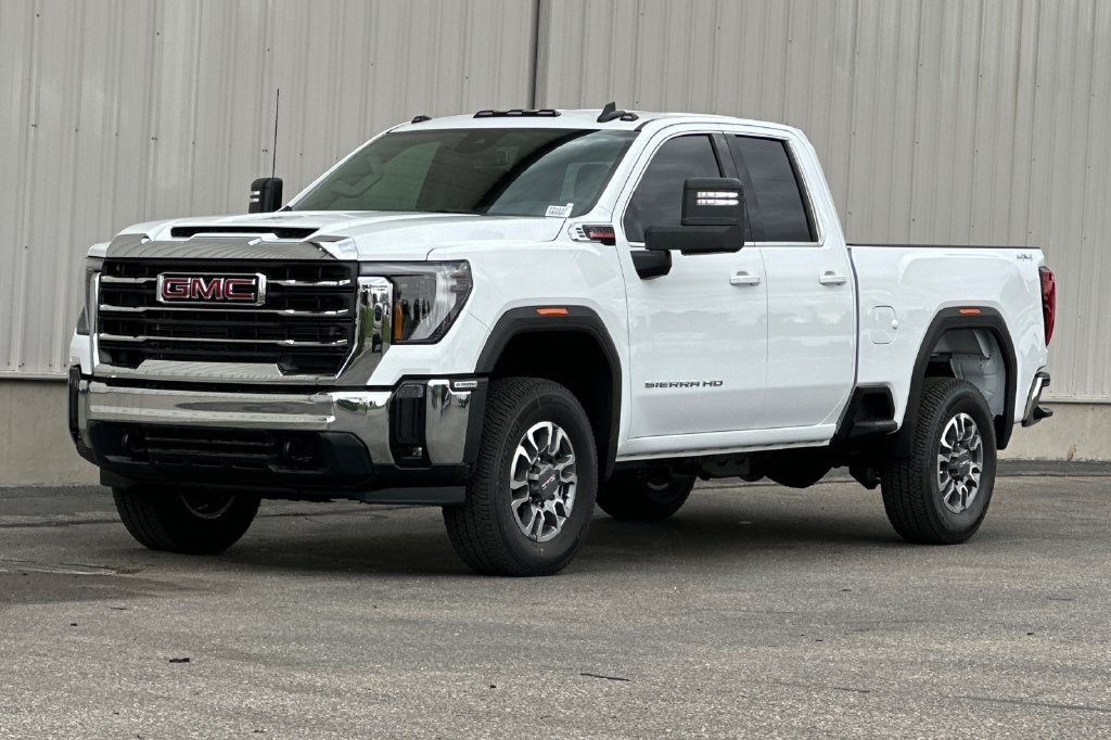 New 2026 GMC Sierra 2500 SLE w/ Preferred Package AWD/4WD image 4