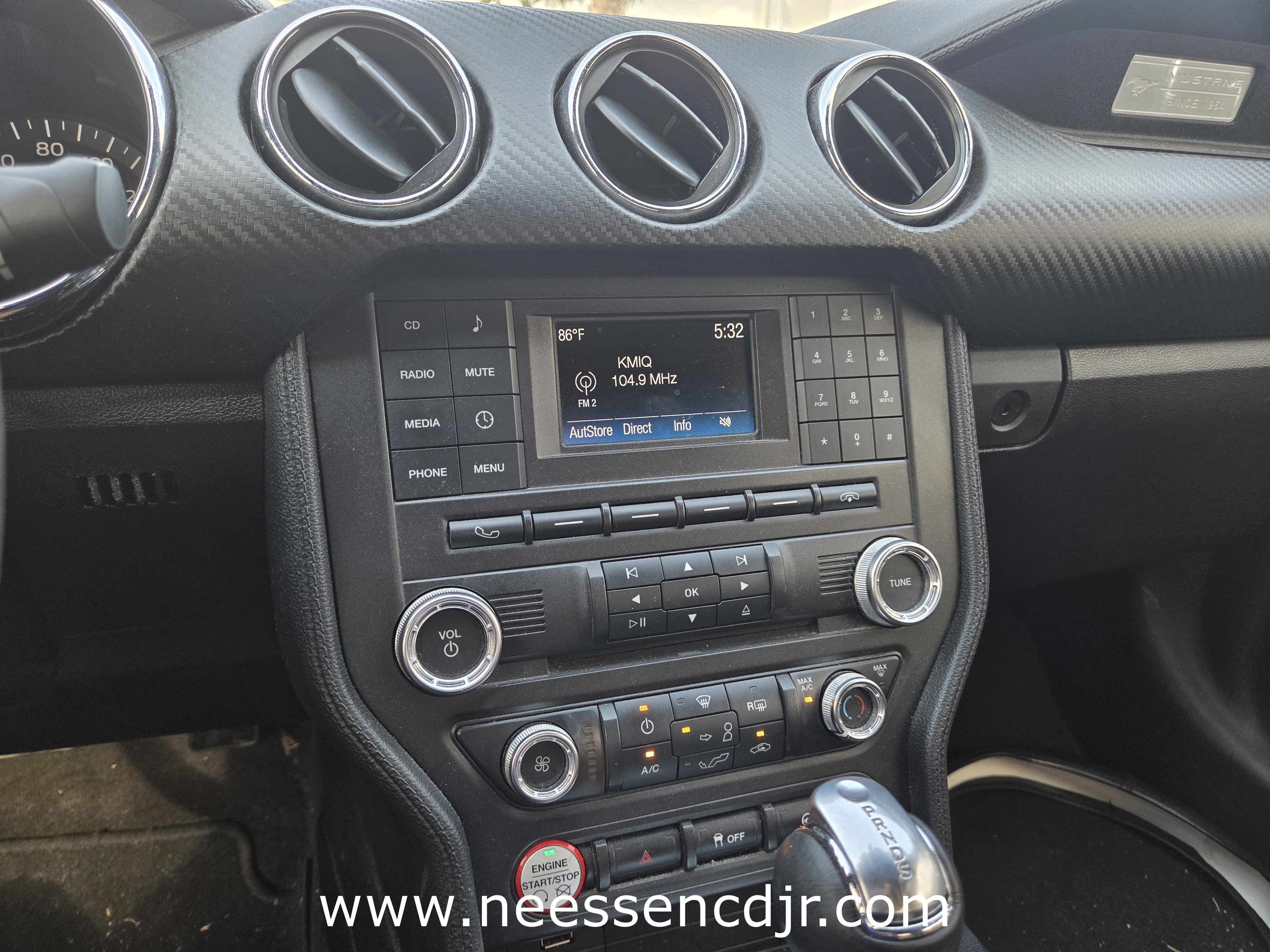 Used 2017 Ford Mustang Coupe image 8