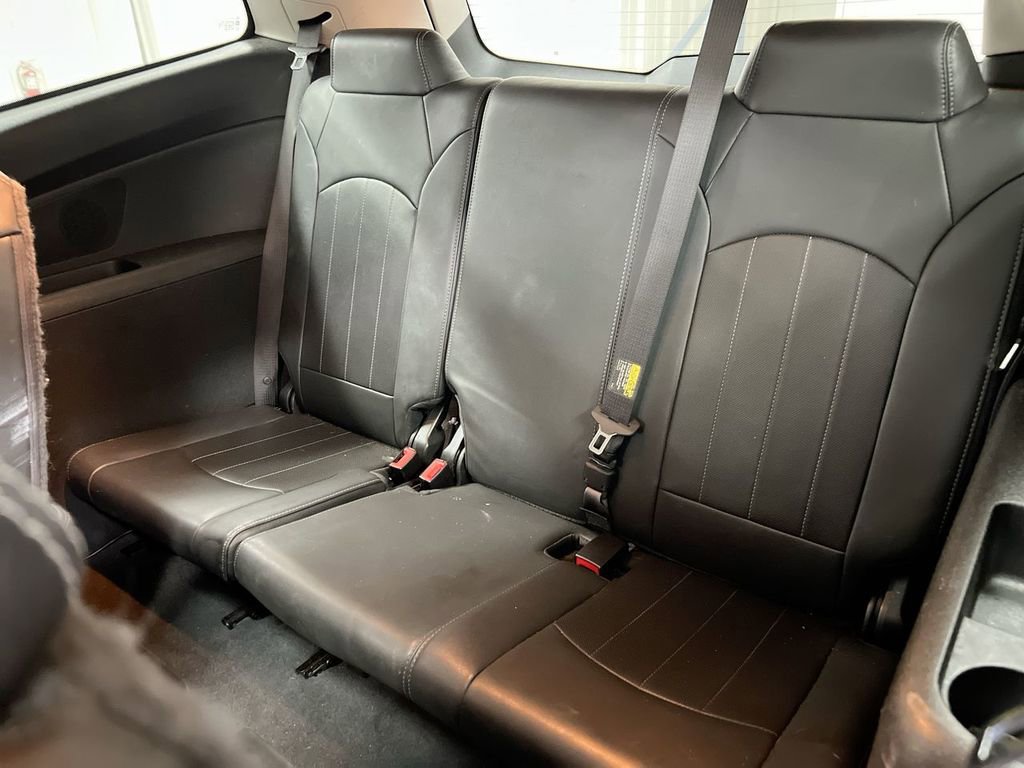 Used 2017 Chevrolet Traverse Premier AWD/4WD image 25