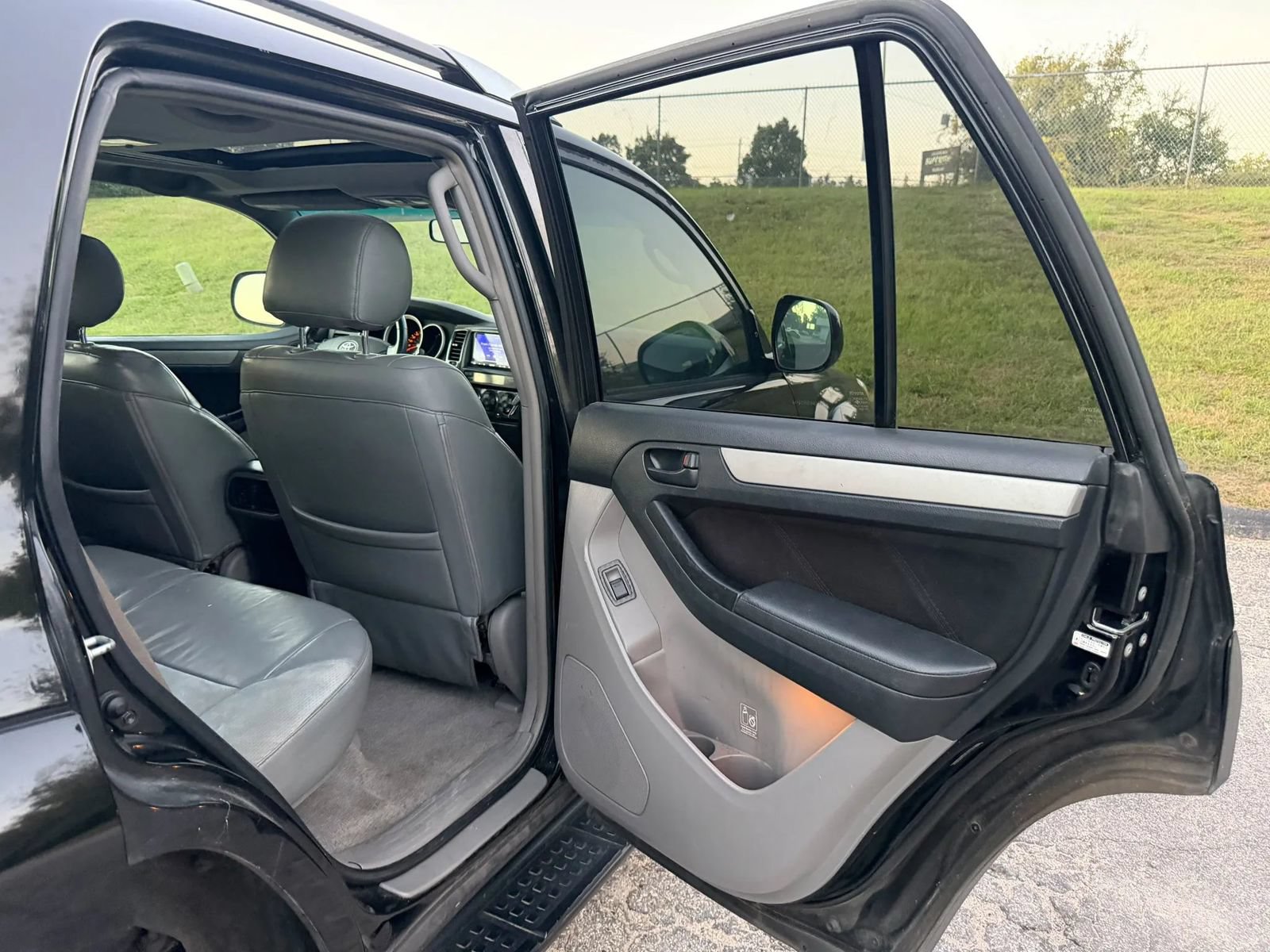 Used 2006 Toyota 4Runner Sport RWD image 16