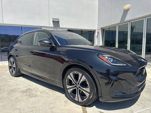 New 2025 Maserati Grecale Folgore