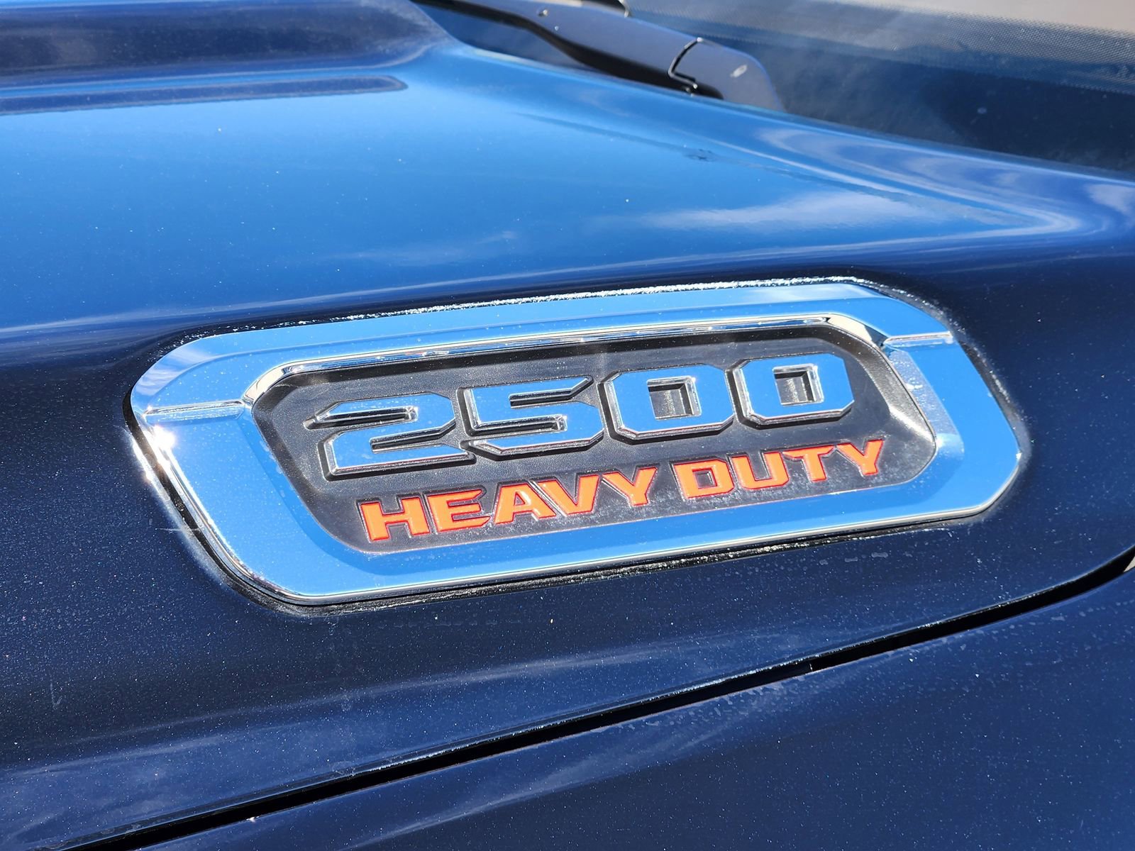 Used 2024 RAM 2500 Limited w/ Towing Technology Group image 13