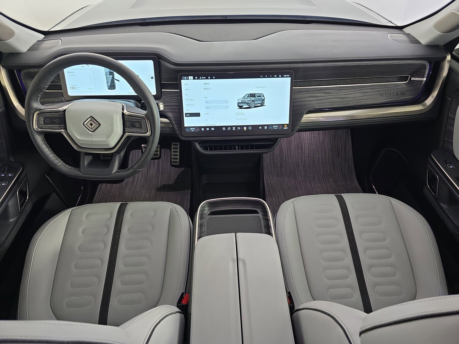 Used 2024 Rivian R1S Adventure image 27