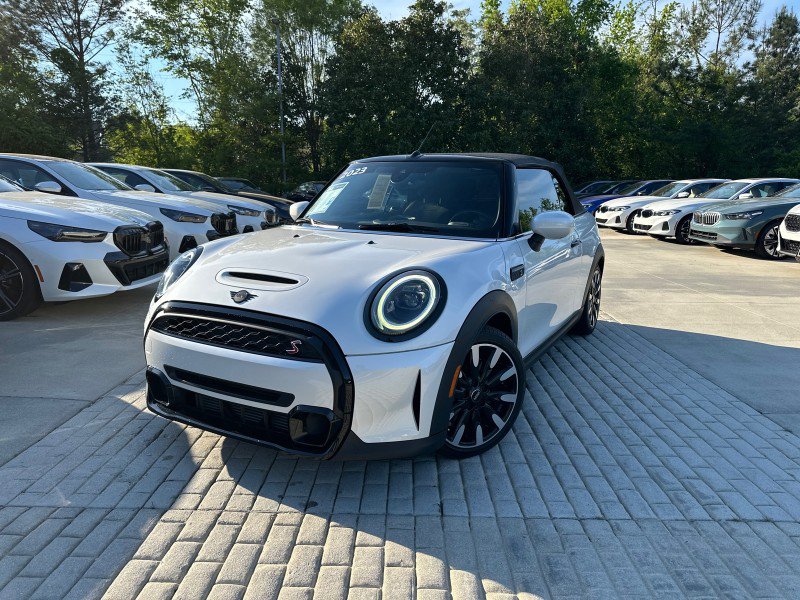 Used 2023 MINI Cooper S image 1