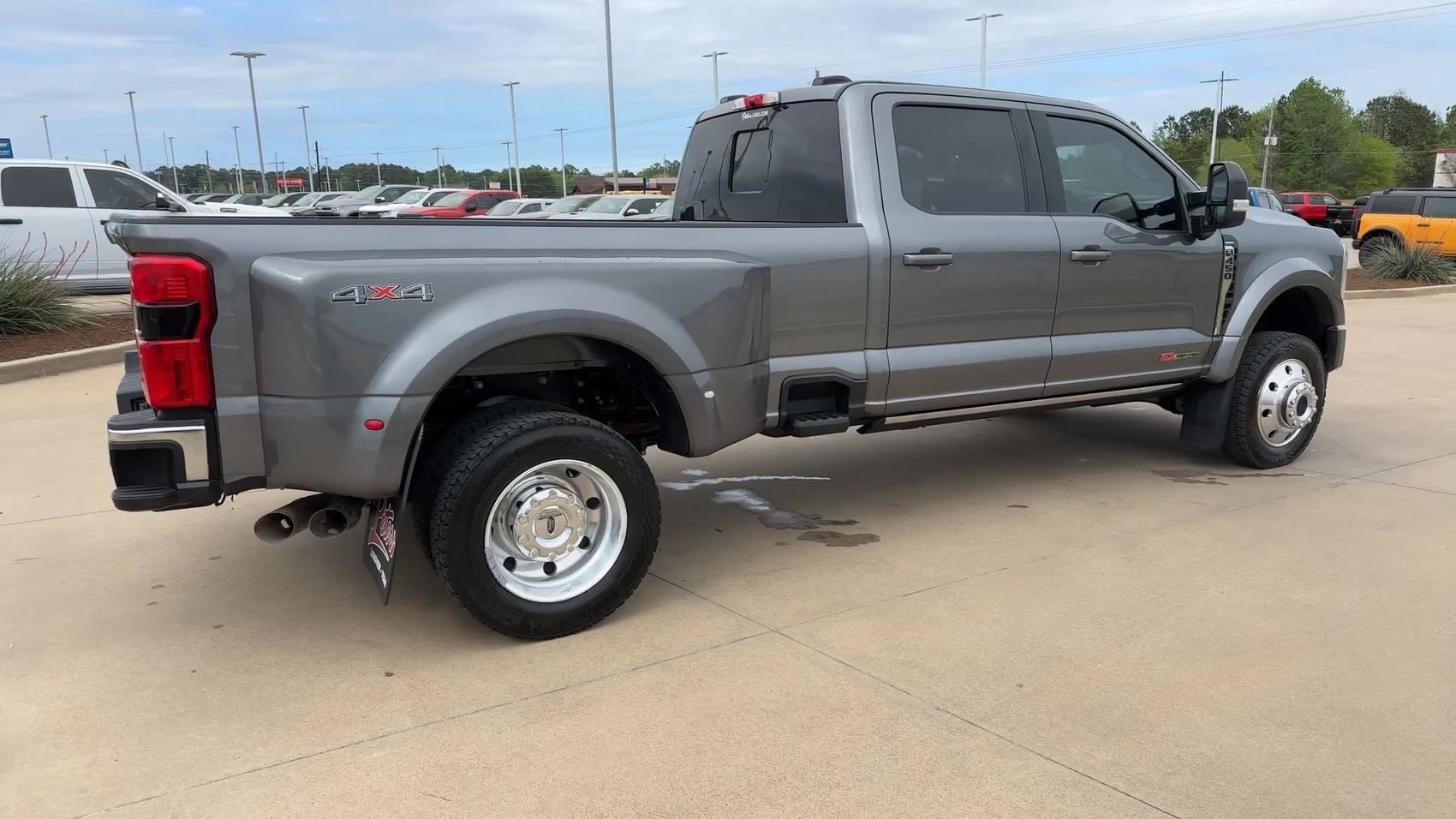 Used 2024 Ford F450 Lariat w/ Lariat Ultimate Package image 9