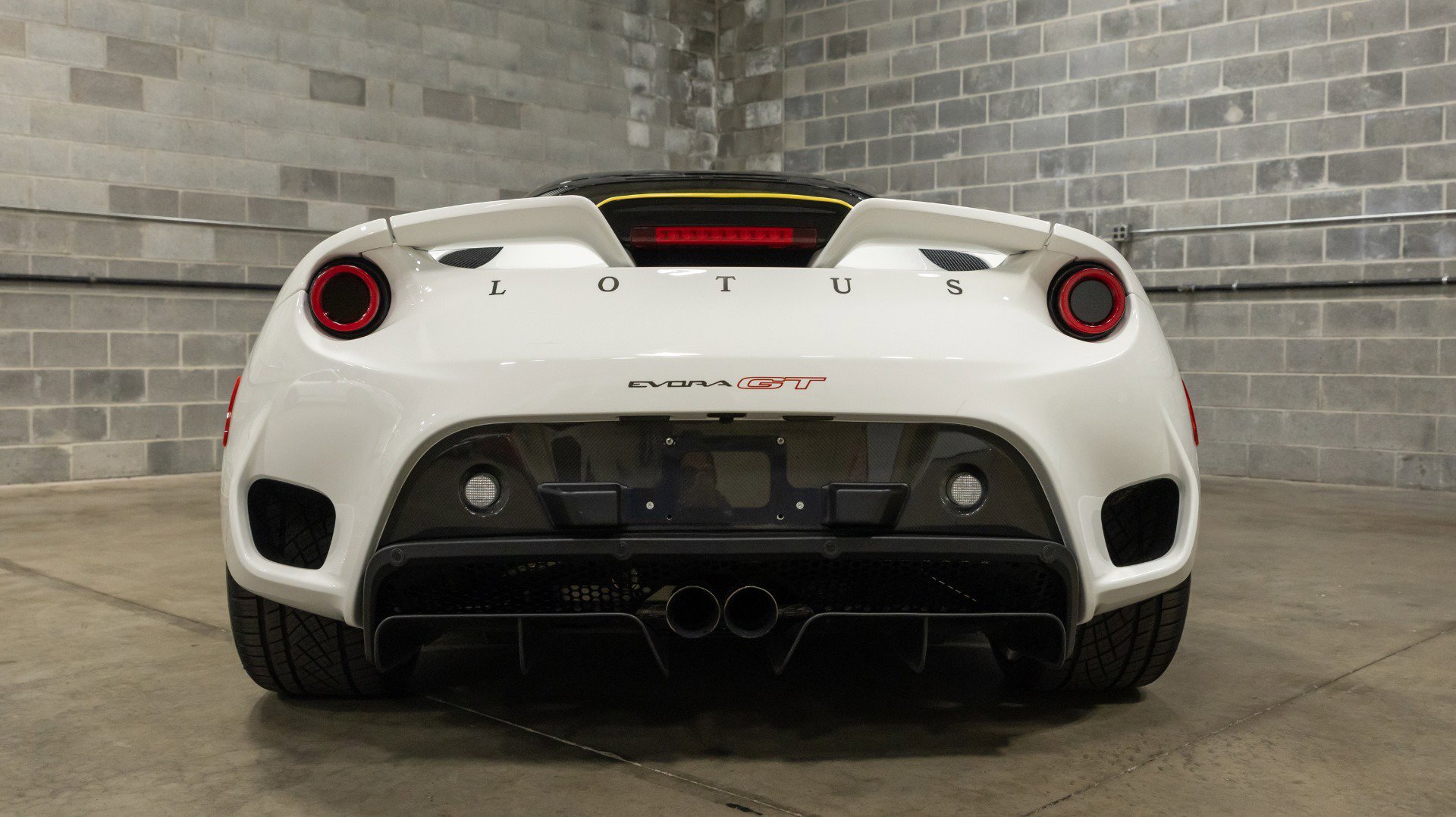 Used 2021 Lotus Evora RWD image 31