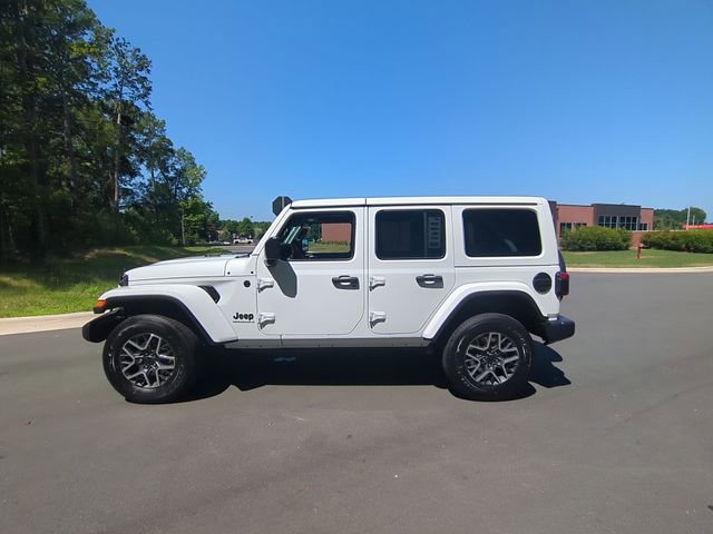 New 2025 Jeep Wrangler Unlimited Sahara AWD/4WD image 10