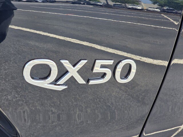 Certified 2025 INFINITI QX50 Luxe AWD/4WD image 34