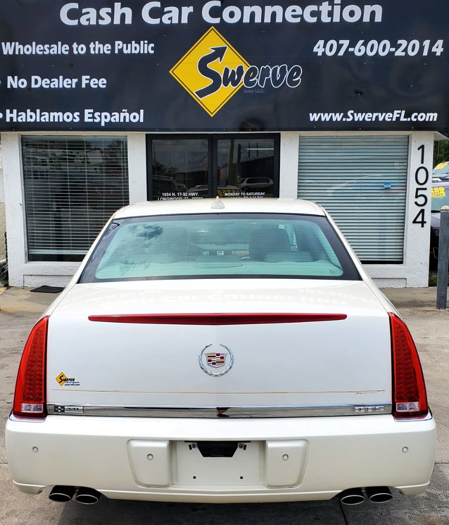 Used 2011 Cadillac DTS Premium FWD image 12