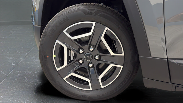 New 2027 Jeep Cherokee Laredo AWD/4WD image 33