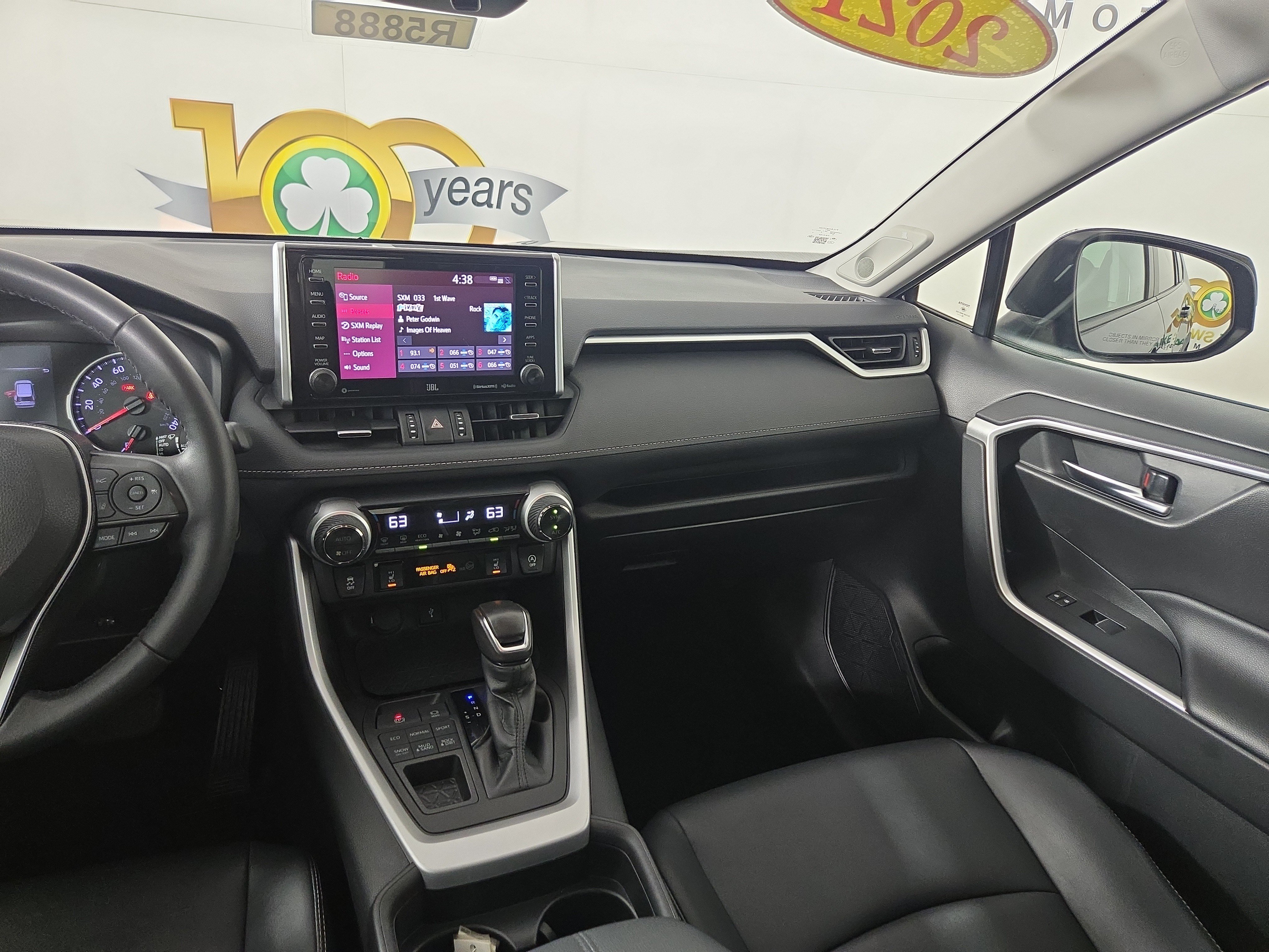 Used 2021 Toyota RAV4 XLE Premium AWD/4WD image 24