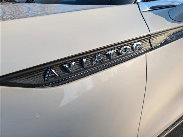 Certified 2023 Lincoln Aviator Reserve w/ Equipment Group 201A RWD image 10