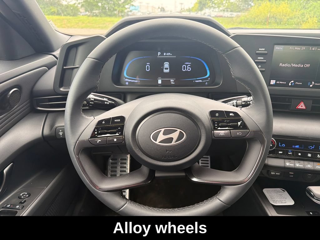 Used 2026 Hyundai Elantra Sport FWD image 18