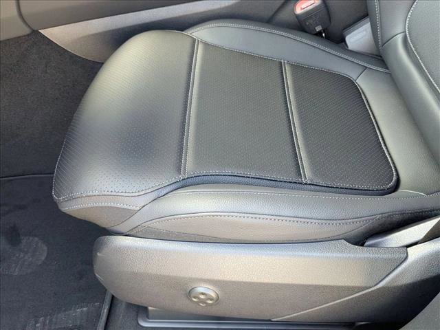 New 2026 Mercedes-Benz GLC 300 image 4