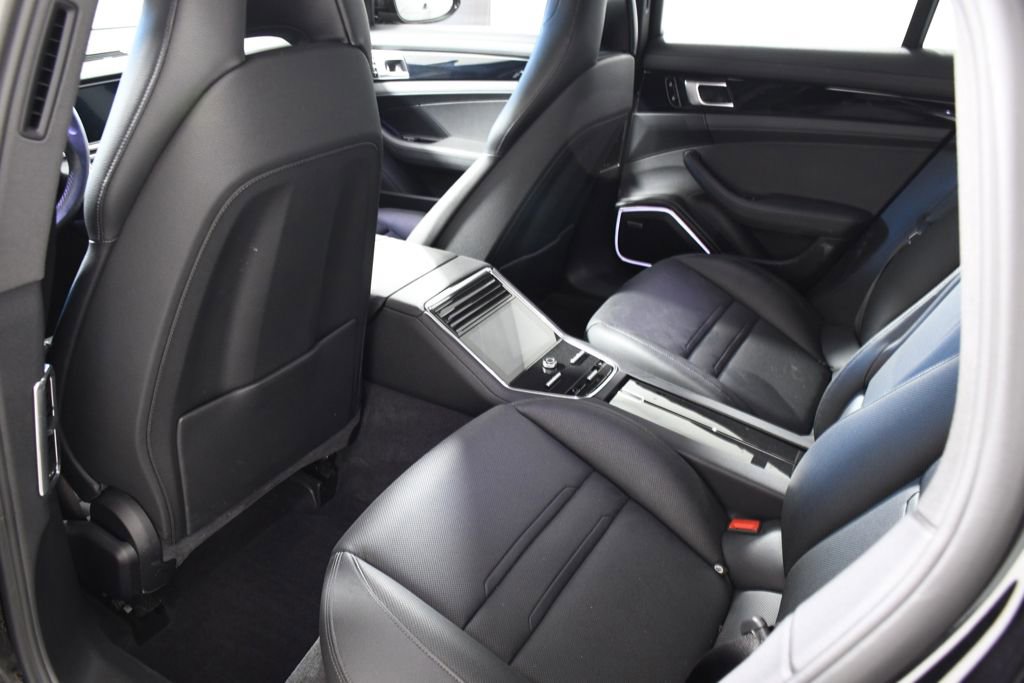 Used 2020 Porsche Panamera 4S AWD/4WD image 27
