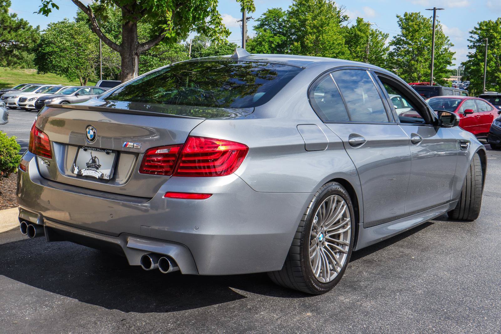 Used 2015 BMW M5 RWD image 17