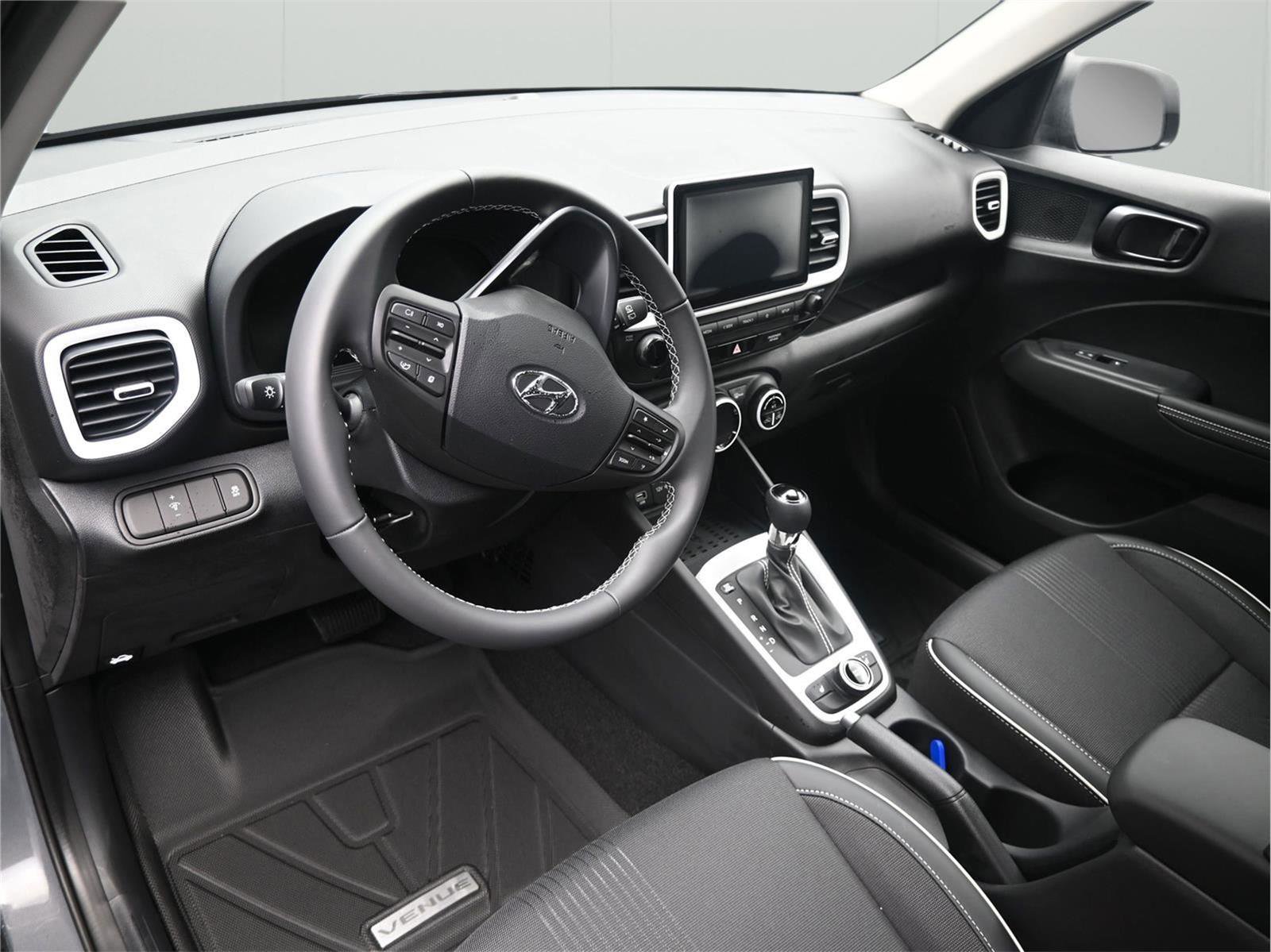 New 2026 Hyundai Venue SEL image 9