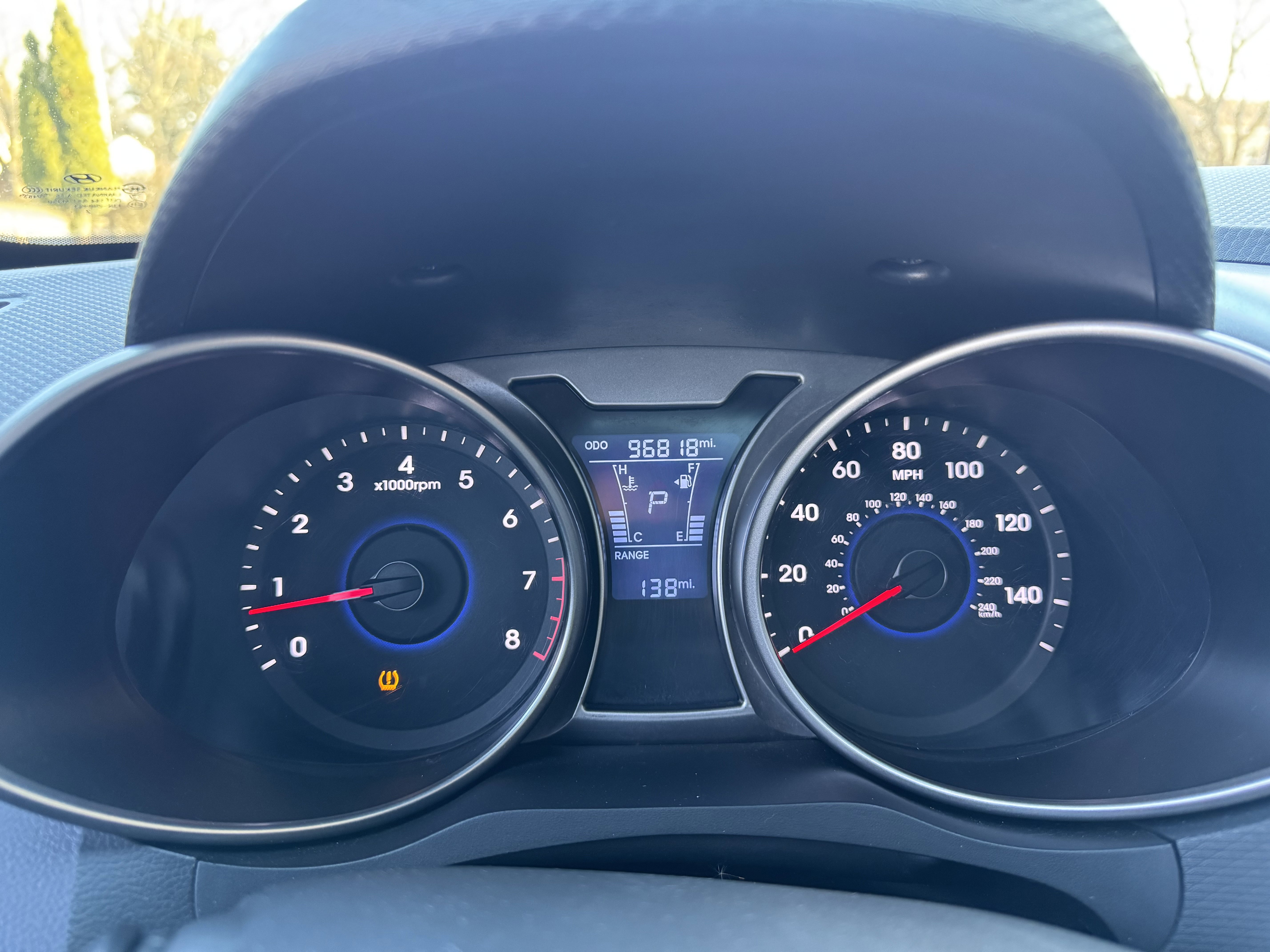 Used 2013 Hyundai Veloster w/ Style Pkg image 12