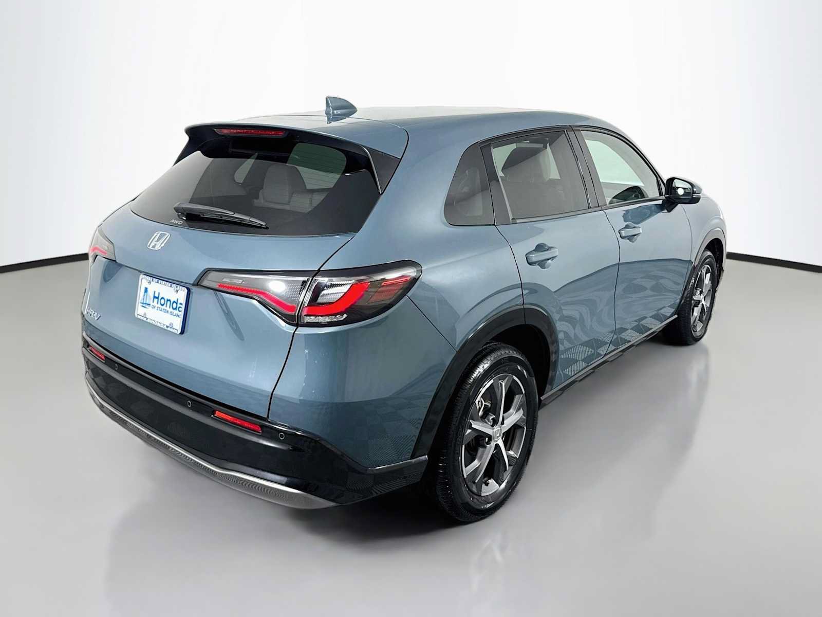 Certified 2024 Honda HR-V EX-L image 7