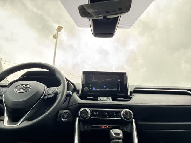 Used 2023 Toyota RAV4 XLE Premium FWD image 30