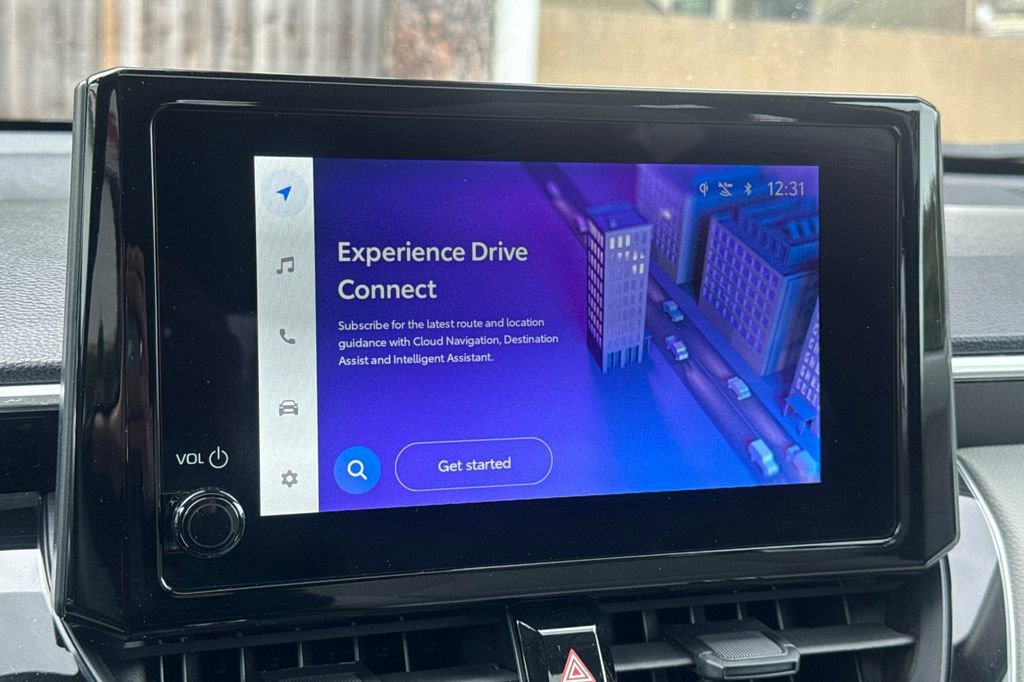 Certified 2024 Toyota Corolla Cross LE w/ Moonroof Package image 17