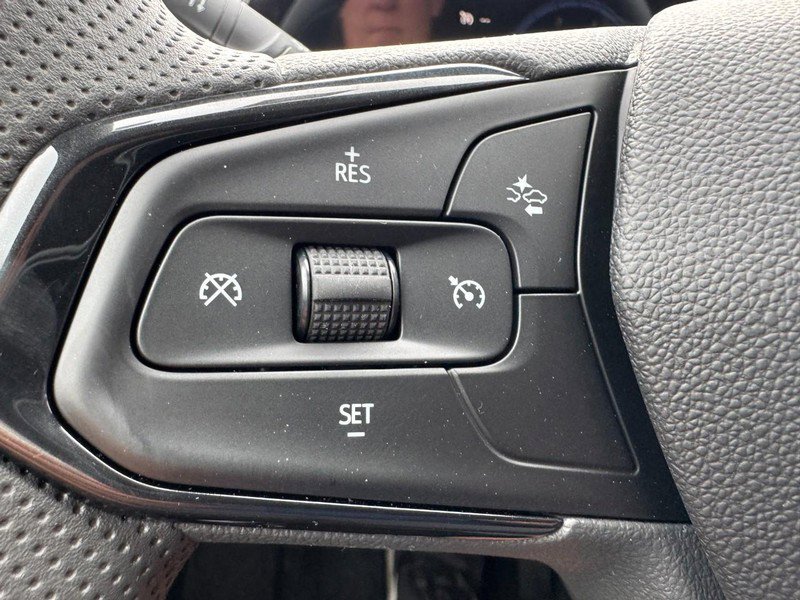 New 2026 Chevrolet Trax LT FWD image 35
