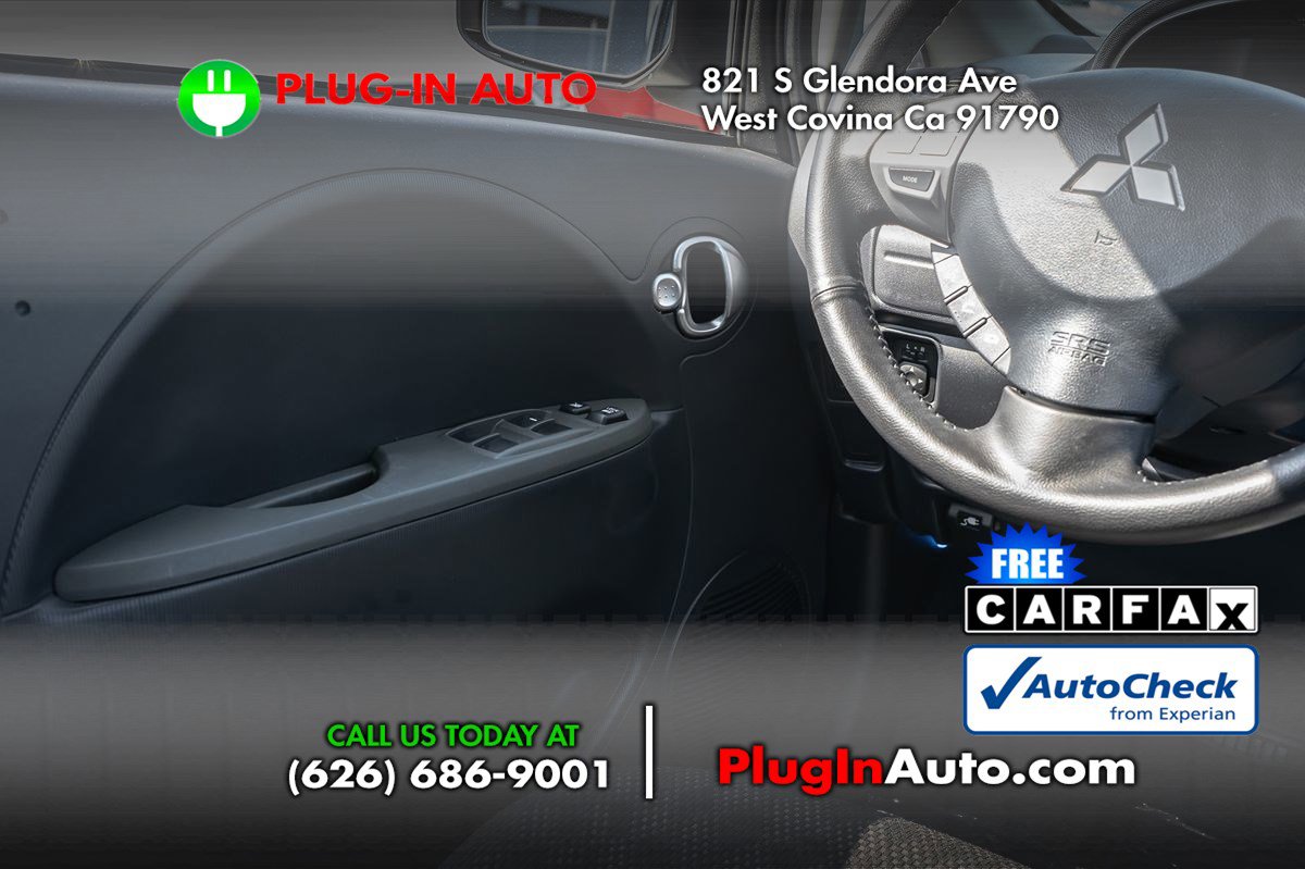 Used 2017 Mitsubishi i ES image 12